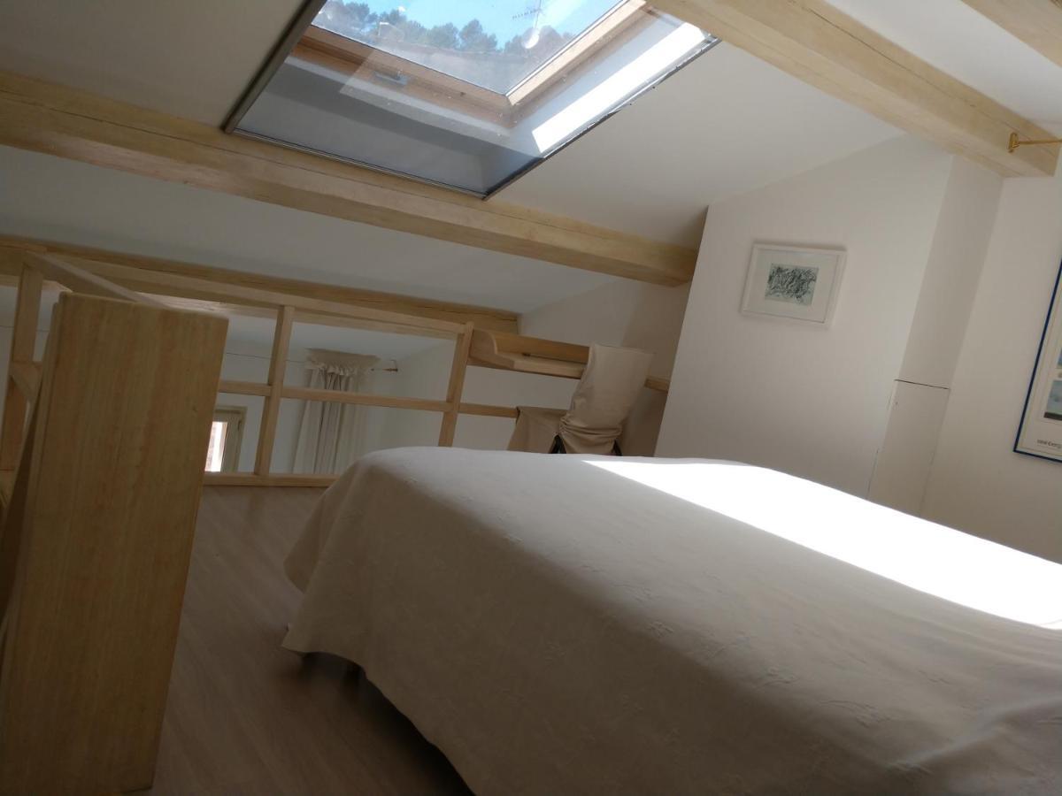 La Forge Villa Signes Eksteriør bilde
